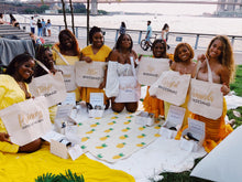 Load image into Gallery viewer, Bridesmaid Proposal Boxes